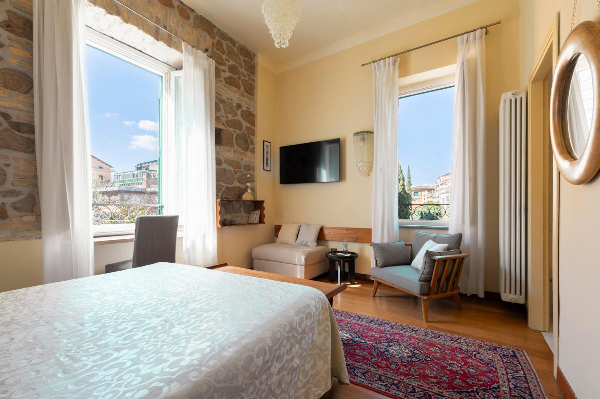 Palm Gallery Hotel — Photos 1
